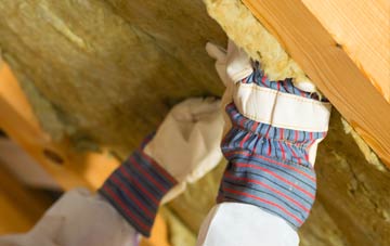 types of Cearsiadair pitched roof insulation materials